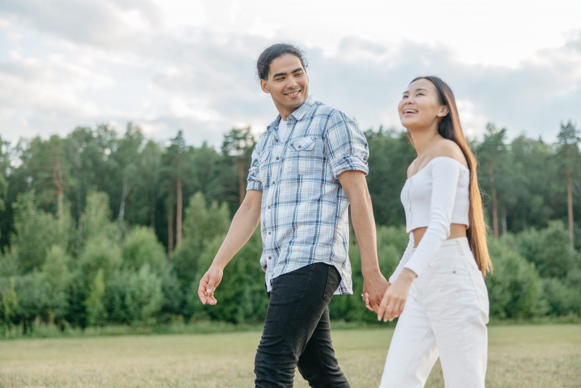 3 HappyCouple-pexels-8943644 3 HappyCouple-pexels-8943644